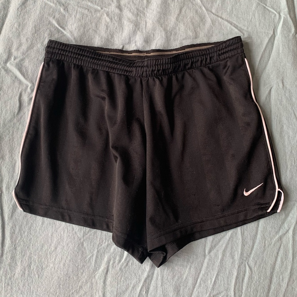 Black Nike shorts